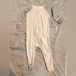 Goumi Kids zip one piece, bodysuit, sleeper, onesie, footie